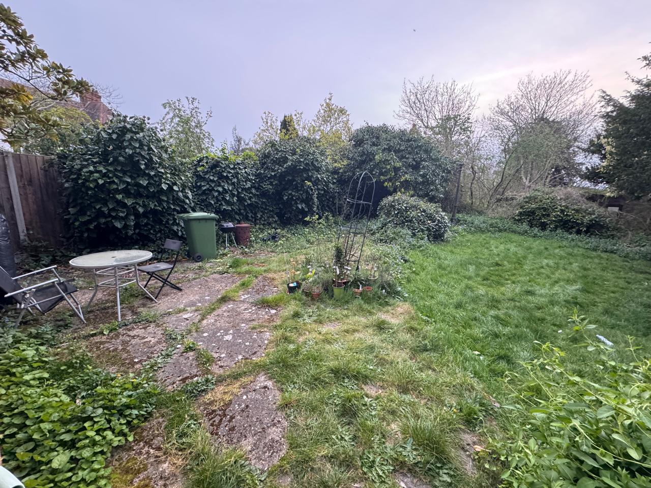 Fully Furnished Spacious Double Bedroom - Bromley